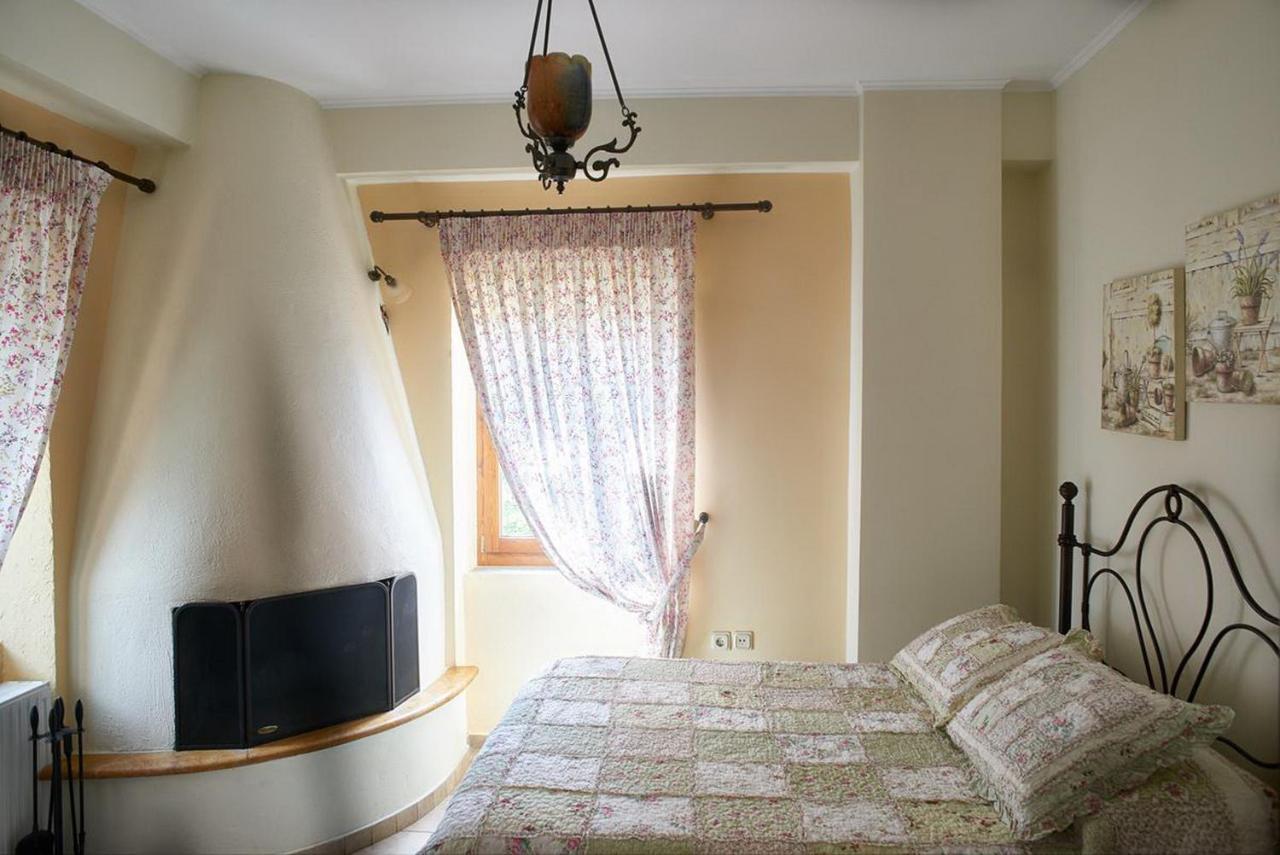 Triantafillies Guesthouse Portariá Extérieur photo